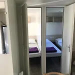 Mobil Tous Confort A Campingplads *